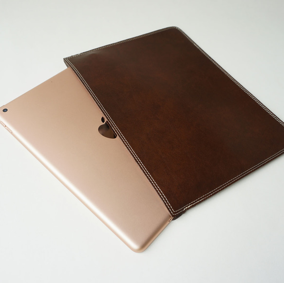 シンプルなタブレットケース iPad Apple Pencil 書類  (IPADC) 日本製  【5～11日以内発送】 1枚目の画像