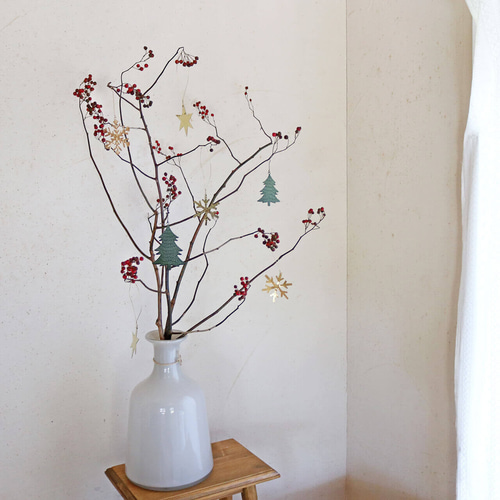 大枝 赤い実 長さ約60cm〜80cm】 野バラの実 ◇ドライフラワー 秋冬