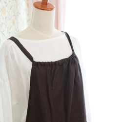 暮らしのエプロンワンピース・リネン/チョコレート 3枚目の画像