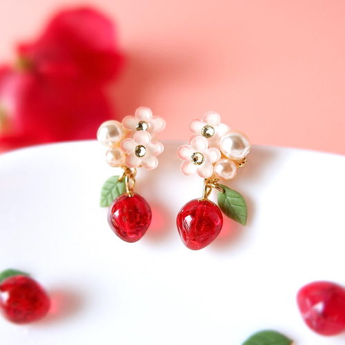 ちっちゃなみかん(オレンジ)ピアス・受注制作《orange ビタミンカラー