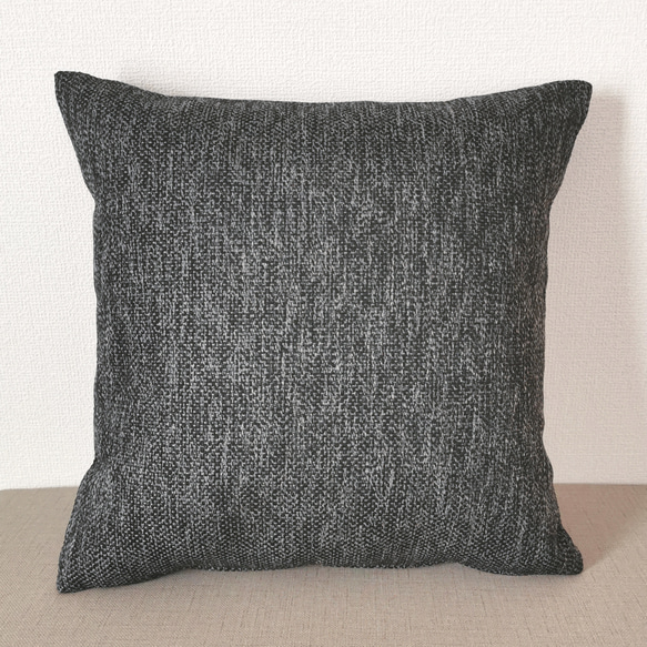 1年半ぶりの再販】ブラック＆グレー 織物調 クッションカバー 44×44