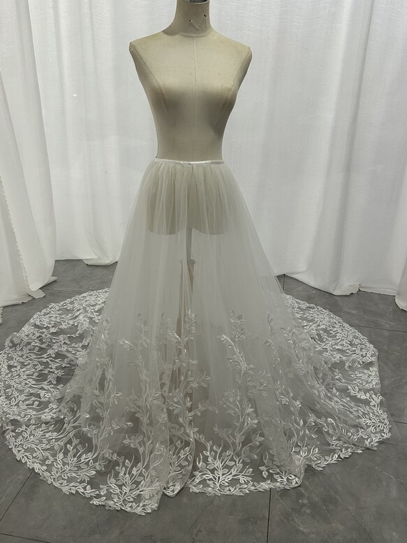 高品質！ オーバードレス/オーバースカート ホワイト 繊細レース