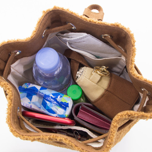 【えり】ダブルフリル巾着ショルダーバッグ　帆布　ココア×エレガントフラワー えり】ダブルフリル巾着ショルダーバッグ 帆布 ココア×エレガント