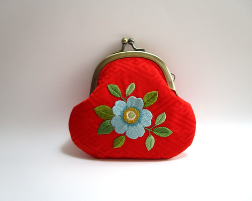 日本刺繍 』＊薔薇＊がま口小銭入れ・キーケース◇レッド×＊ライト