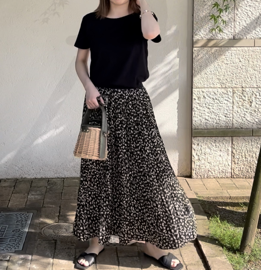 未使用 エポカ 花柄フレアスカート Aライン シルク プリーツ シアー シフォン 未使用 エポカ 花柄フレアスカート Aライン シルク プリーツ
