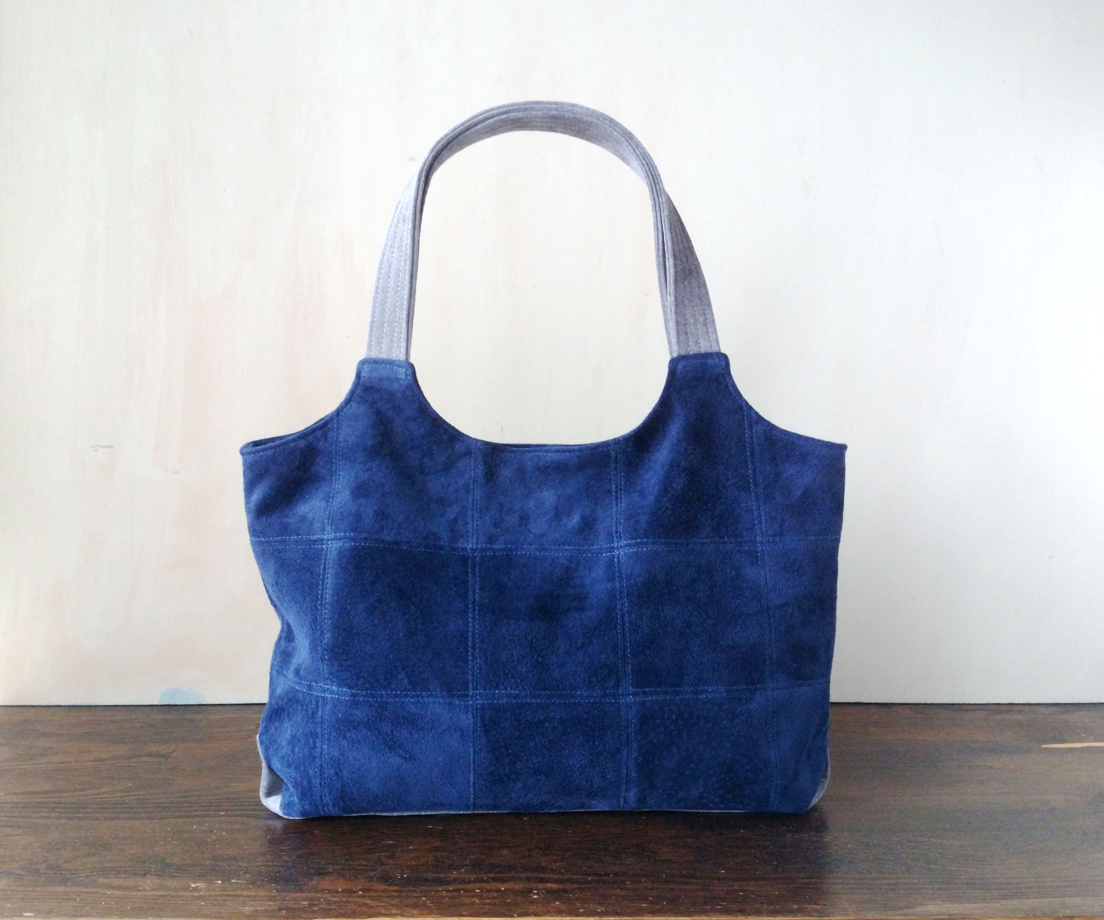 ピッグスエードの手提げ (M)  ネイビーとグレー