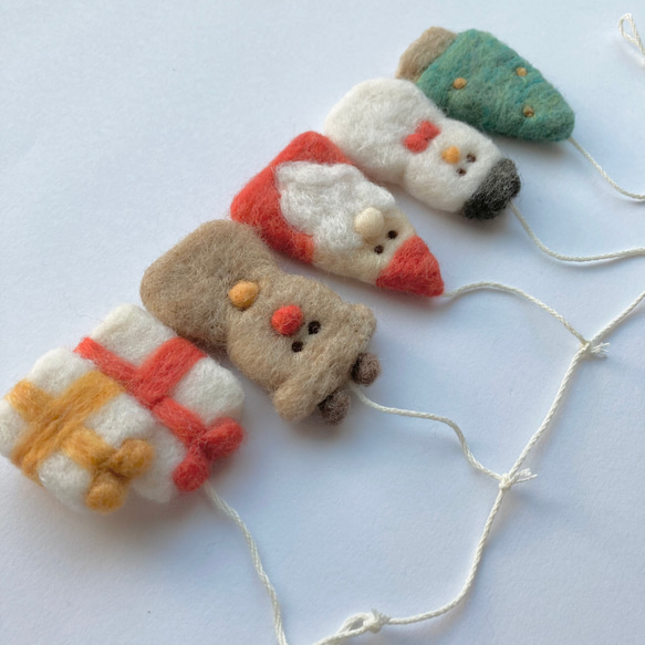 さんかくサンタさんのクリスマスガーランド 9枚目の画像