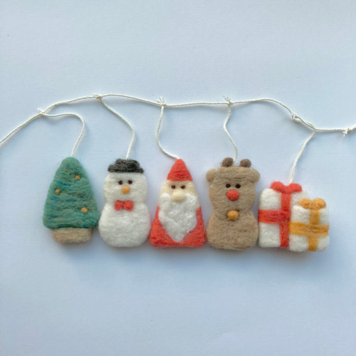 さんかくサンタさんのクリスマスガーランド ガーランド chiii-mimi