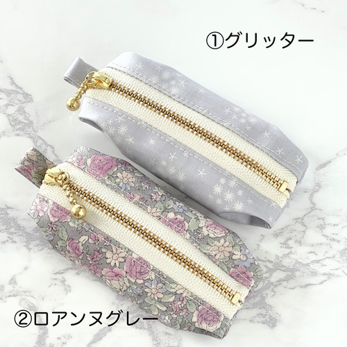 118 ポーチ （モノトーンフラワー）　ハンドメイド　ラミネート　ポーチ 118 ポーチ （モノトーンフラワー）ハンドメイドラミネートポーチ