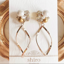 結婚式に♡コットンパールとマットゴールドパールのビジューピアス ...