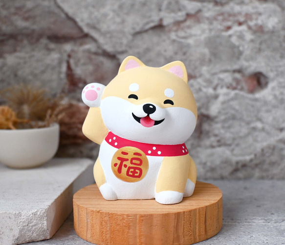 Gou Laifu ラッキー柴犬名刺ホルダーライトカラー手作り木製柴犬装飾癒しの小さな木彫り人形 5枚目の画像
