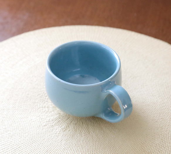 こっくり水色釉薬のマグカップ ＊ １ 3枚目の画像