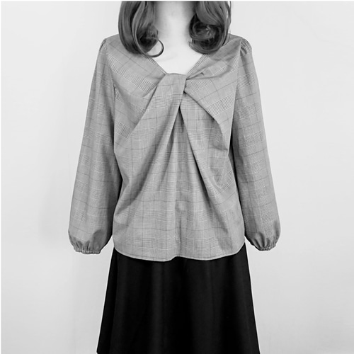 カット済み型紙 ＊ジニア＊ ねじりタックフロントのブラウス 洋服型紙