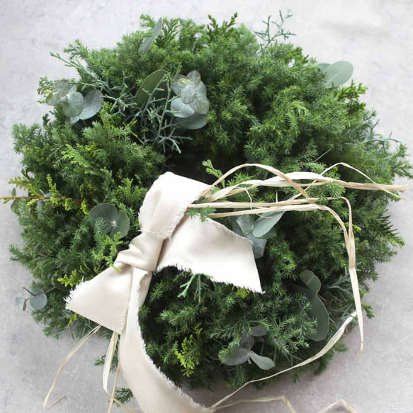 今年も変わらないヨ♪ドライになるクリスマスリース／葉っぱみっしり・針葉樹が香るフレッシュグリーンリース／選べる３サイズ 3枚目の画像