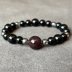 災いを除ける万能の石/上質天然水晶 勾玉/パワー 天然石 ストーン