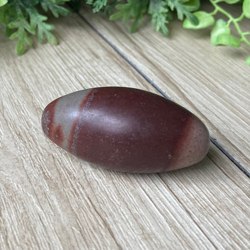 インドの聖なる川が育んだ 独特な色合いの天然石/シヴァリンガム