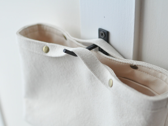 コットンキャンバスのバッグインバッグ  帆布 ベージュ グレージュ ミルクティ キャメル ブラウン 9枚目の画像