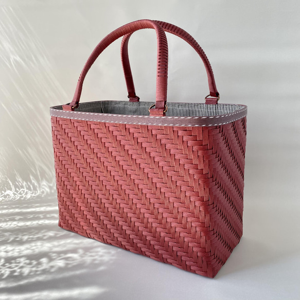 あきちゃん｜手編み かごバッグ Anjou Chouette - 手編みかごバッグ with リバティバンダナ