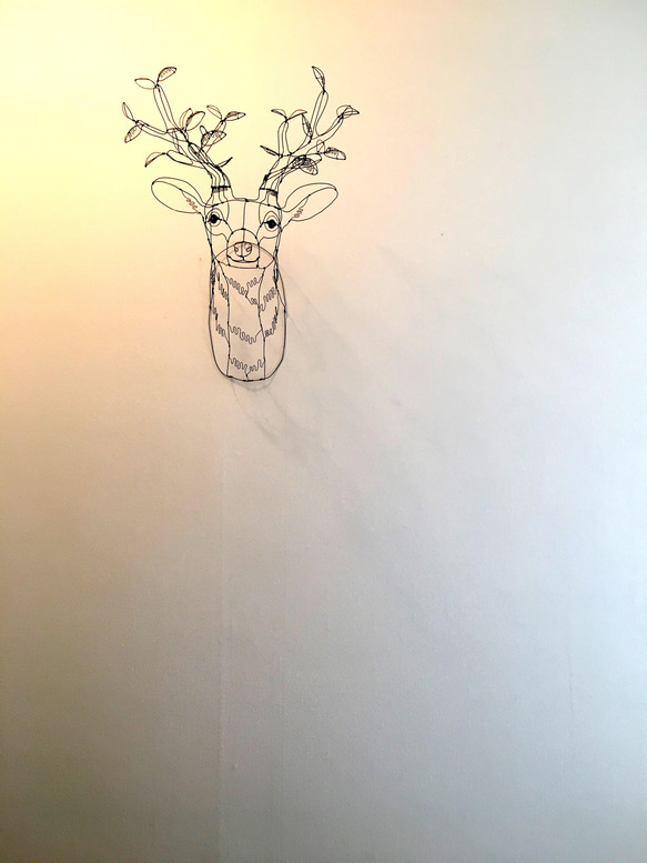 ワイヤーアート  ワイヤークラフト  鹿　tree【受注制作】 4枚目の画像