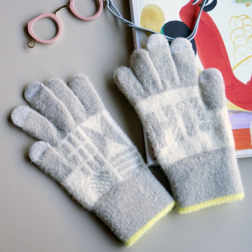 スマホ対応手袋 高感度 ふわふわ あったか fluffy gloves 