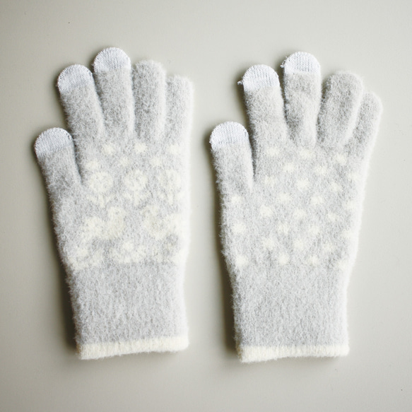 スマホ対応手袋 高感度 ふわふわ あったか fluffy gloves 小鳥 グレー 172006 防寒 15枚目の画像