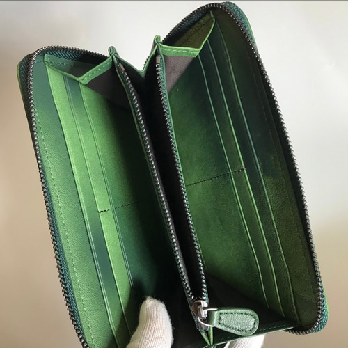 限定商品 財布 今年緑/グリーン系人気色 希少ラムスキン本革 限定商品 財布 今年緑/グリーン系人気色 希少ラムスキン本革