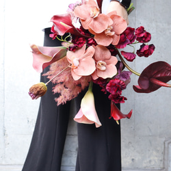 【人気デザイン】おしゃれ花嫁の胡蝶蘭とアンスリウムのブーケ♡ アーティフィシャルフラワー マグノリア カラーリリィ 6枚目の画像