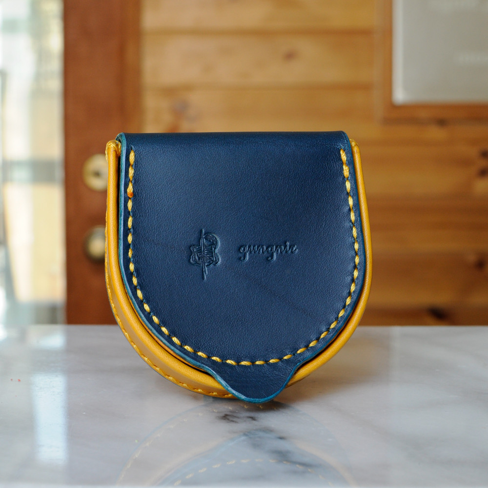 カラーオーダーができる馬蹄型コインケース　【大きめタイプ】