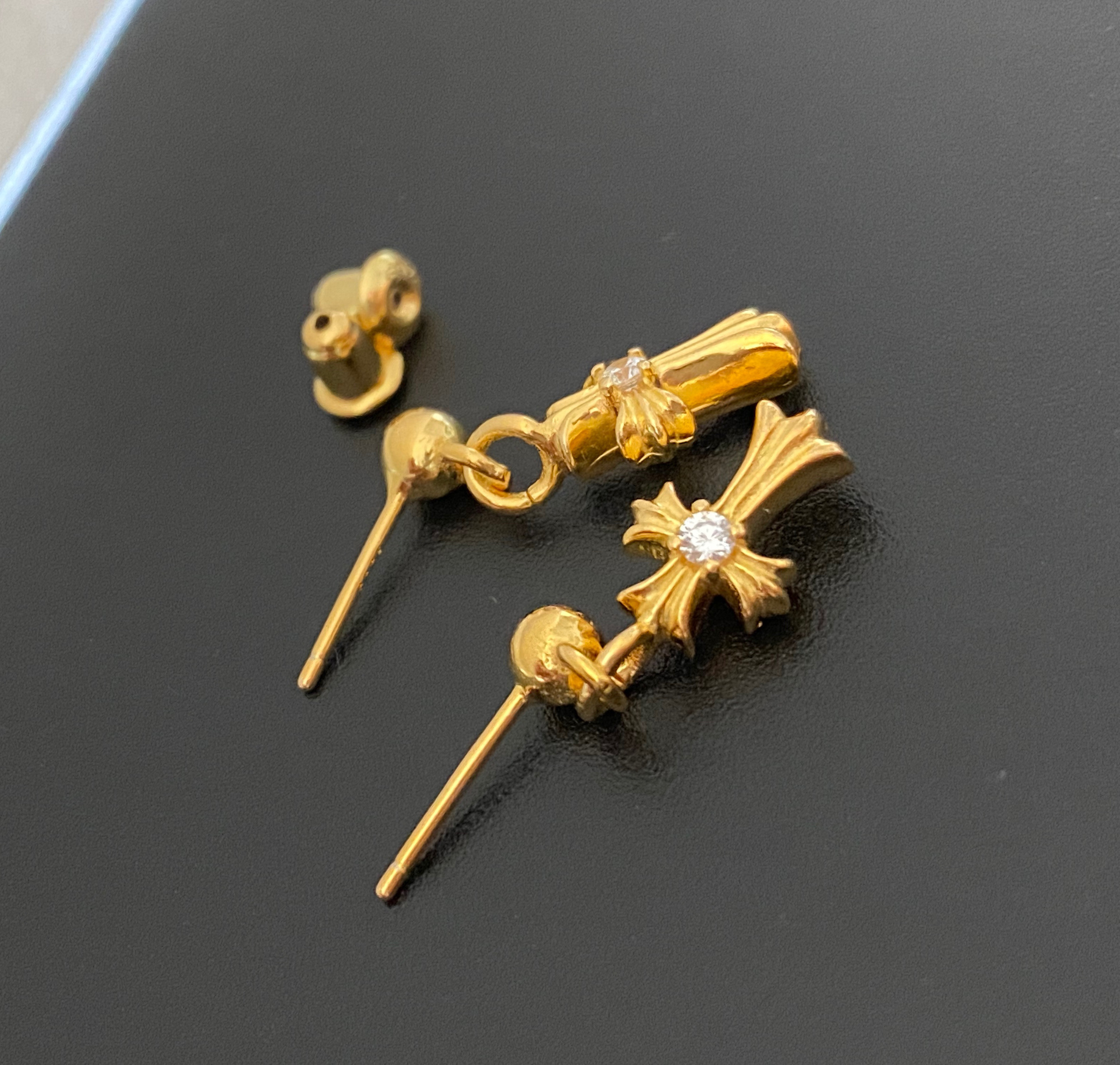 誠実 シルバー925 クロス型ピアス18kgp 金 両耳用 ベビーファット アクセサリー