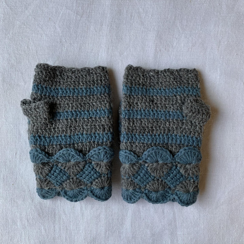 手編みニット手袋 指なしミトン型 指カバー付 2WAY手袋 手袋・ミトン