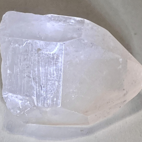 女神のクリスタル】虹入り ピンク レムリアンシードクリスタル 天然石