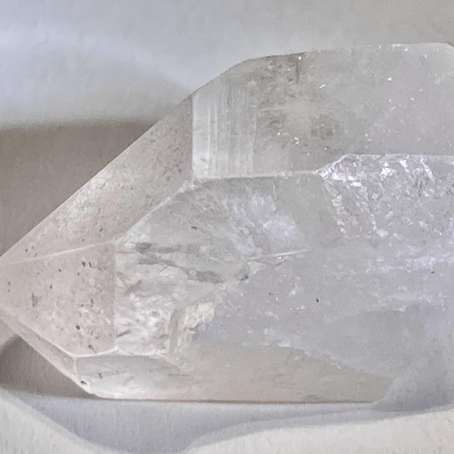 女神のクリスタル】虹入り ピンク レムリアンシードクリスタル 天然石