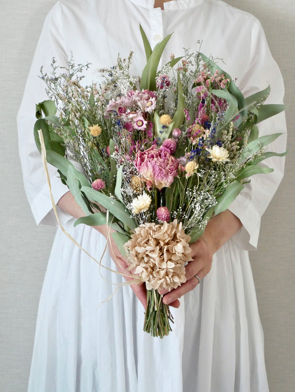 野の花スワッグ・癒しのピンクカラー＆ラベンダー・40センチサイズ ドライフラワー花束 1枚目の画像