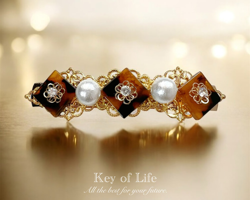 Key of Life▶︎髪飾り/バレッタ べっ甲×コットンパール 透かし