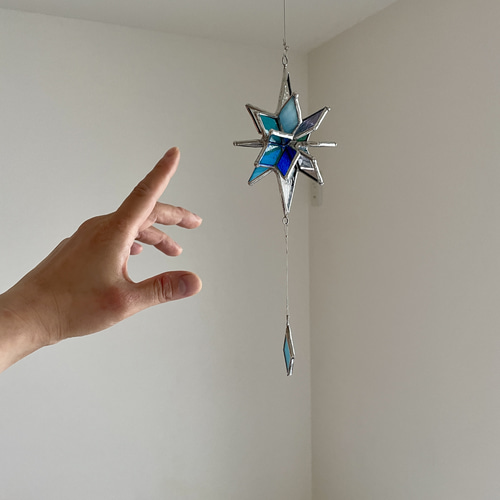 ステンドグラスの吊り下げモビール 星のきらめき カラーミックス