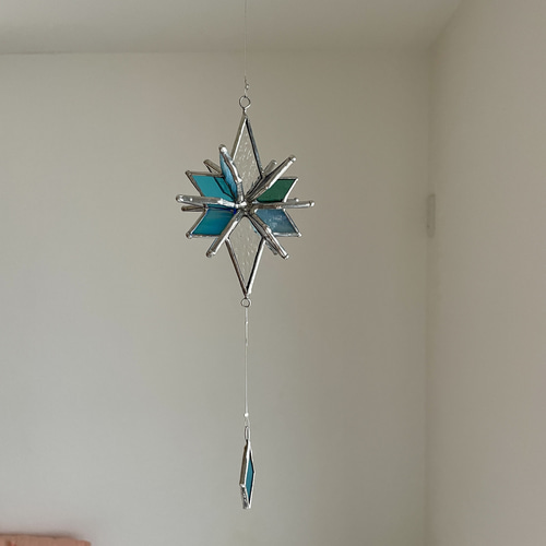 ステンドグラスの吊り下げモビール 星のきらめき カラーミックス