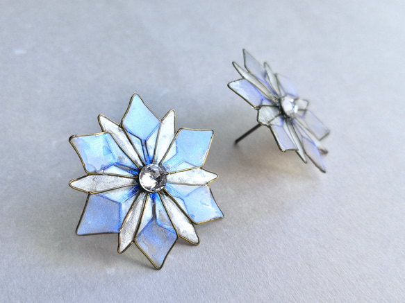 Frozen＊Fractal ⁂ snowflakes pierced earring 第5張的照片