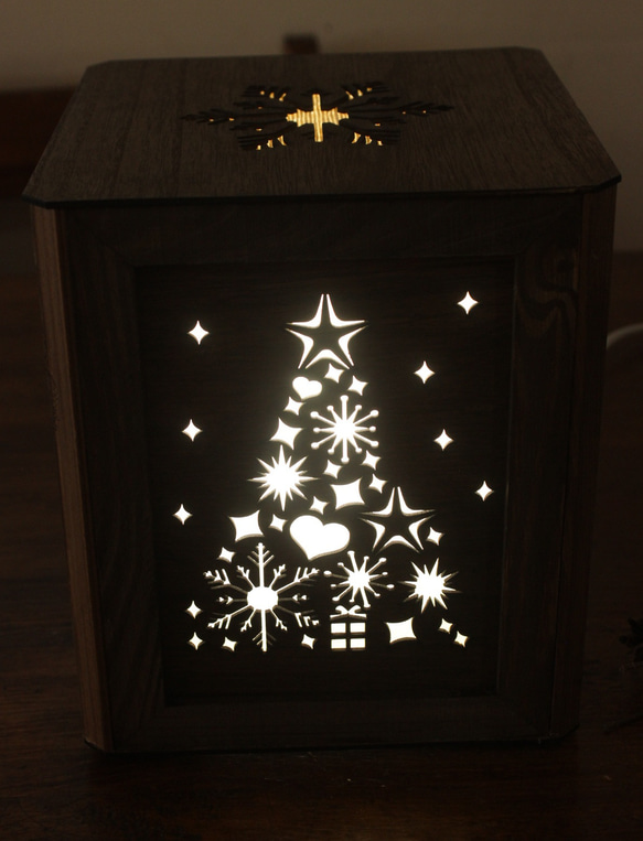 エアフレッシュランプ　クリスマスツリー　５面装飾　LEDで周囲の空気をキレイにするランプ　癒し　テーブルランプ 3枚目の画像