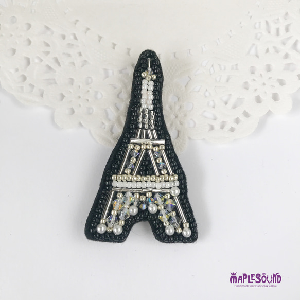 ビーズ刺繍ブローチ　La Tour Eiffel  (エッフェル塔) 2枚目の画像