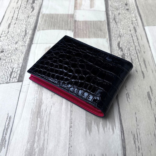 No20025 ブラック×レッド シャイ二ング クロコダイル 財布