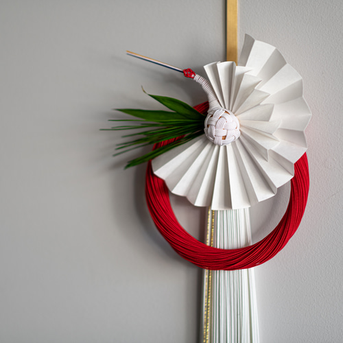 お正月水引き飾り ＊画鋲でOK！のオリジナル真鍮フック付き＊和紙鶴