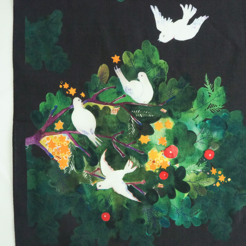 水彩画のスカーフハンカチ「もみの木と鳥」 ハンカチ・手ぬぐい miyaco