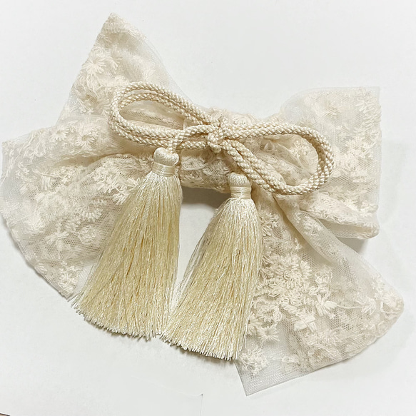 卒業式　リボン　レース　髪飾り　着物　バレッタ　タッセル　ホワイト　オシャレ　袴 5枚目の画像