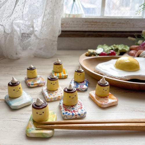 平成レトロ　箸置き　アニマル　陶器　カラフル ファンシー　カトラリー　食器 再販】プリンちゃん/箸置き お菓子 デザート カラフル ストライプ 水彩
