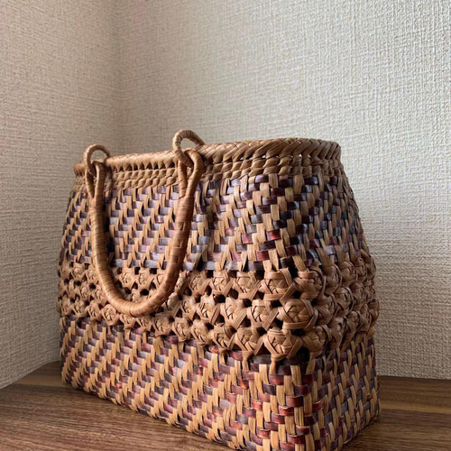 桜皮、山葡萄 桜皮かごバッグ 山葡萄かごバッグ 手作り 桜皮籠 桜皮、山葡萄 桜皮かごバッグ 山葡萄かごバッグ 手作り 桜皮籠