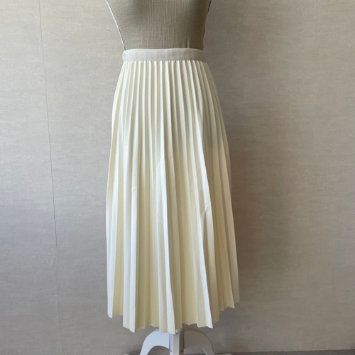 再販】2色/厚手生地のシワにならないプリーツスカート 高見えスカート