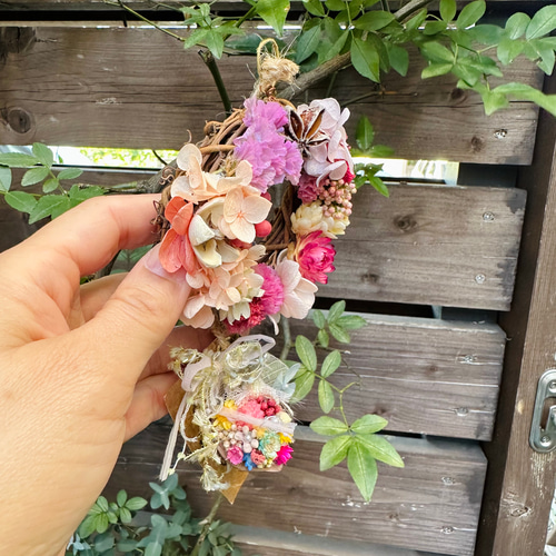 フラワー・リース kurumi 新作》mini miniリース＊withくるみflower⚪︎。＊〜＊⚪︎。＊ リース