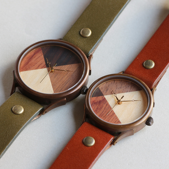 從4種木材WB-077 X尺寸L尺寸手工手錶To木皮革製成的一對手錶 第1張的照片