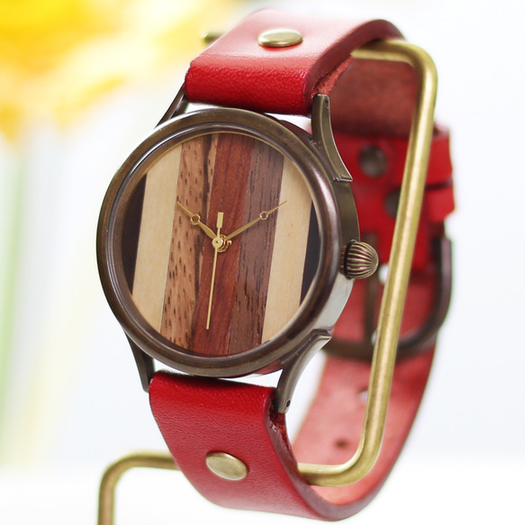 由5種木材WB-081 X尺寸手工表To木皮革製成的大錶盤 第8張的照片