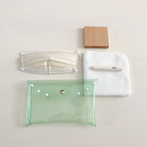 PVC scalar studs flat pouch 草莓粉色 第4張的照片